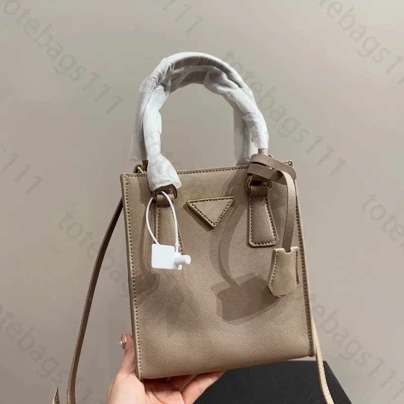 designer mini torba skórzana małe torby na torby kobiety lustro wysokiej jakości torebka litera na ramiona torby krzyżowe torby sprzęgła torba na zakupy torebki mody nowa torba na torbę