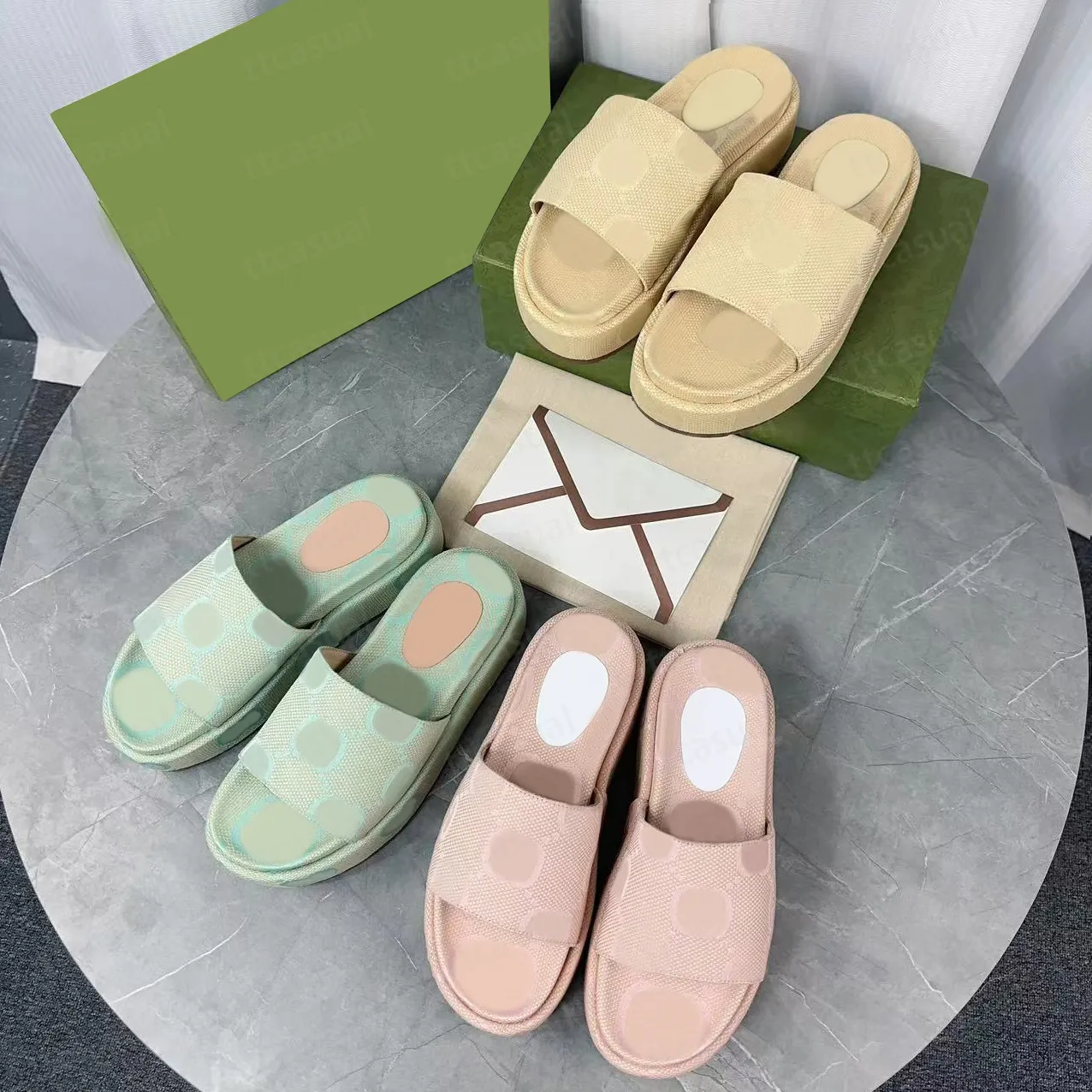 Designer sandaler män kvinnor lyxlägenheter tjock sula flip flop sko höga klackar broderade tryckta läderplattform tofflor klassiska gummi gummi glidskor 35-45