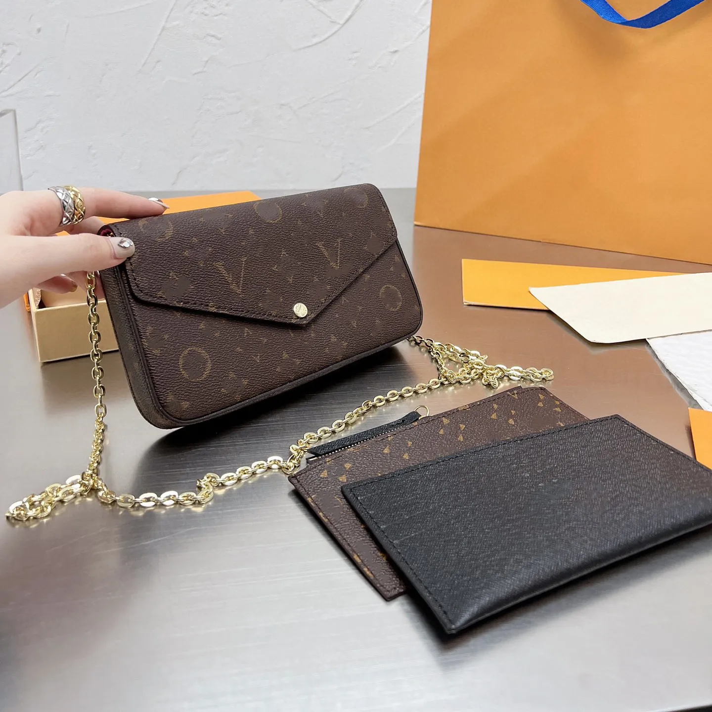 Sac de créateur Felicie Pochette Multi Pochette Small Bag Micro Bag Nano Sac Sac à bandoulière de porte-toile de portefeuille de porte