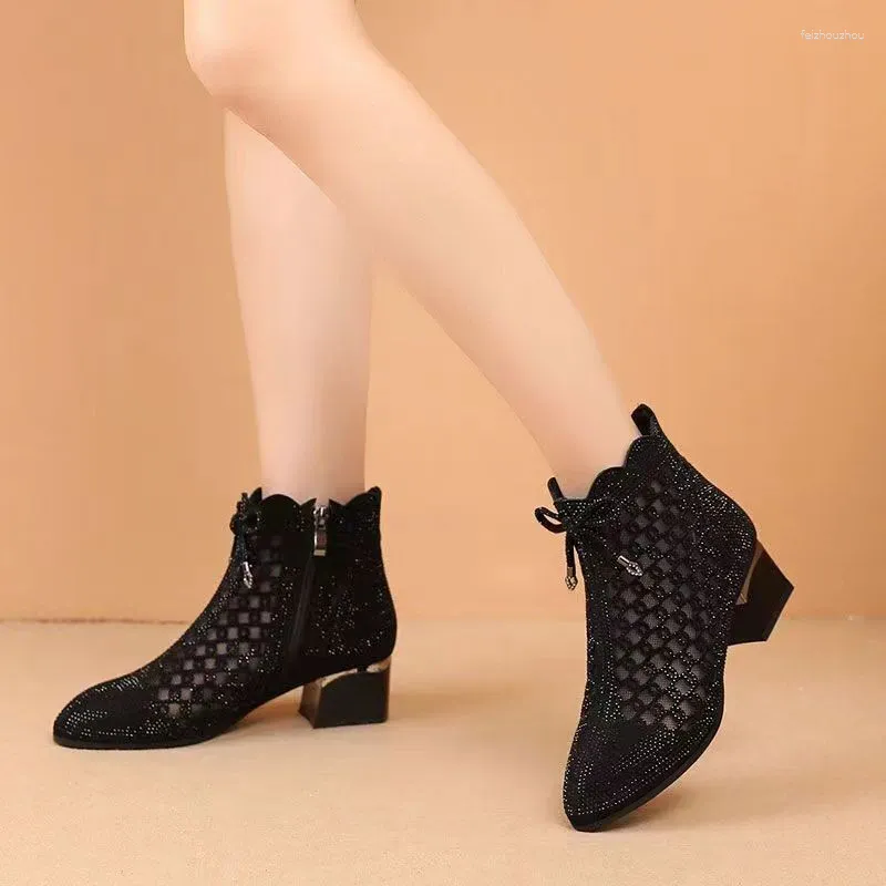 Bottes femme femme chaussures cheville chaussures de luxe Socofy talons épais printemps été dentelle maille nœud et prix bas