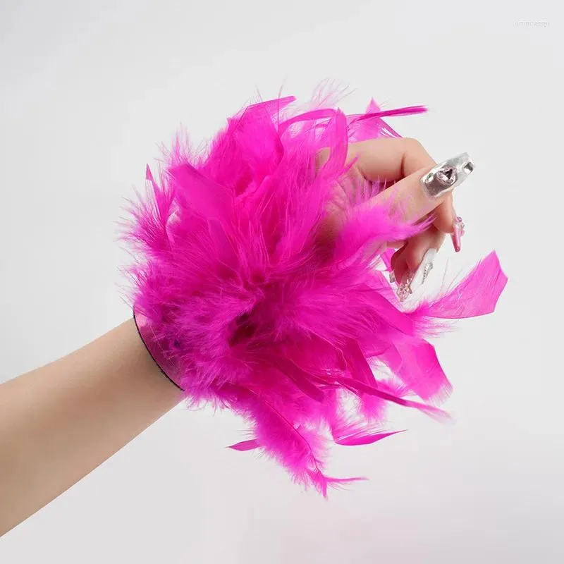 Bracelets de charme créatif exagérer coloré plume de dinde bracelet pour femmes filles unique longue fourrure cosplay festival fête bijoux