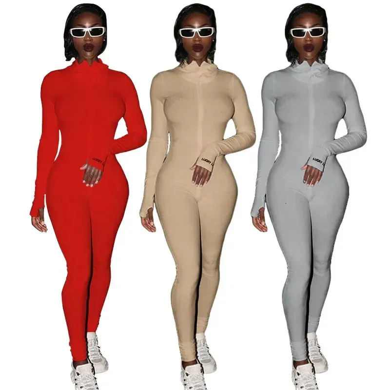 Streetwear vit stickad sexig bodycon lycklig etikett jumpsuit kvinnor övergripande långärmad mager romper är kvinnlig 231228