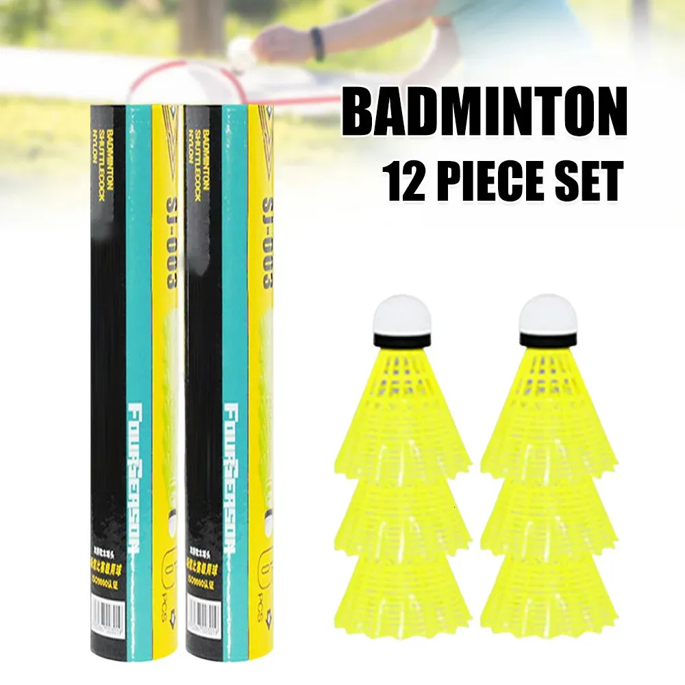 12pçs petecas de nylon com cabeça de cortiça forte, bola de treinamento de badminton de plástico, bolas de alta velocidade, venda pr 231229