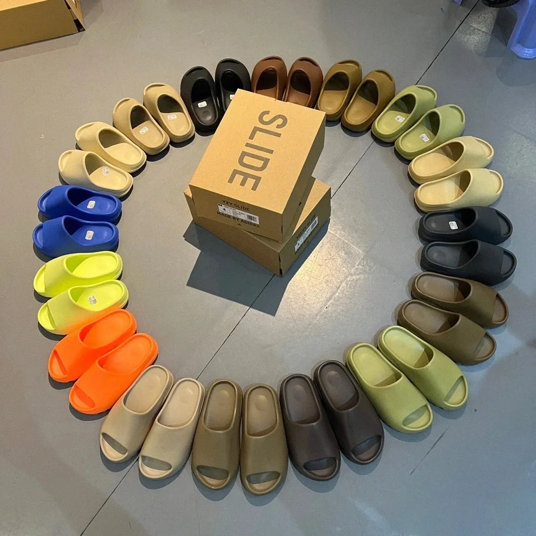 Slides tofflor Clogs Slider Sandals Onyx Pure Ocher Bone Harts Sand Designer för män Kvinnor Sandalias Summer Leather Slide Gummi Slipper Beach F B1K7#