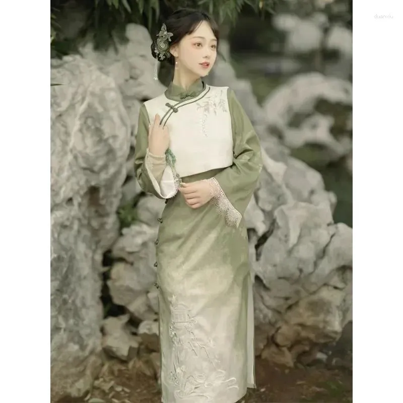 Ropa étnica Otoño elegante verde soporte collar mangas largas abertura lateral cheongsam vestido con chaleco mujeres estilo nacional vestidos de fiesta qipao