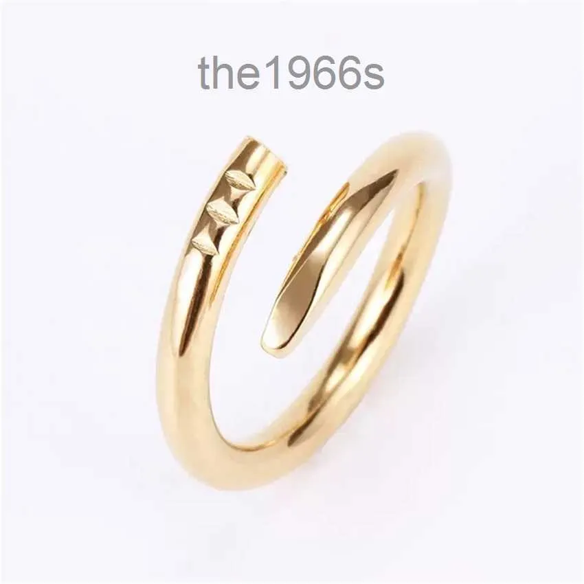 Love Nail Ring Designer Jewelry for Women Men Crystal Luxury Titanium Steel Sploy Silver Rose Rose Goldlated Fashion Associaty Never Fade Engagement Wedd N4CG