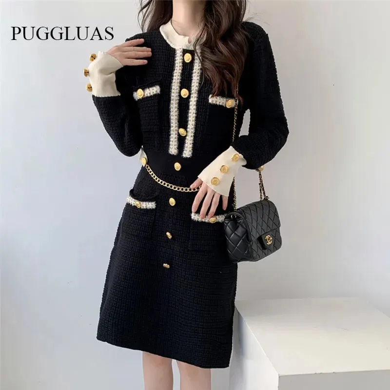 Осеннее корейское вязаное черное платье, элегантное французское платье с круглым вырезом и цепочкой на пуговицах с длинными рукавами, нежное вечернее платье длиной до колена 231229