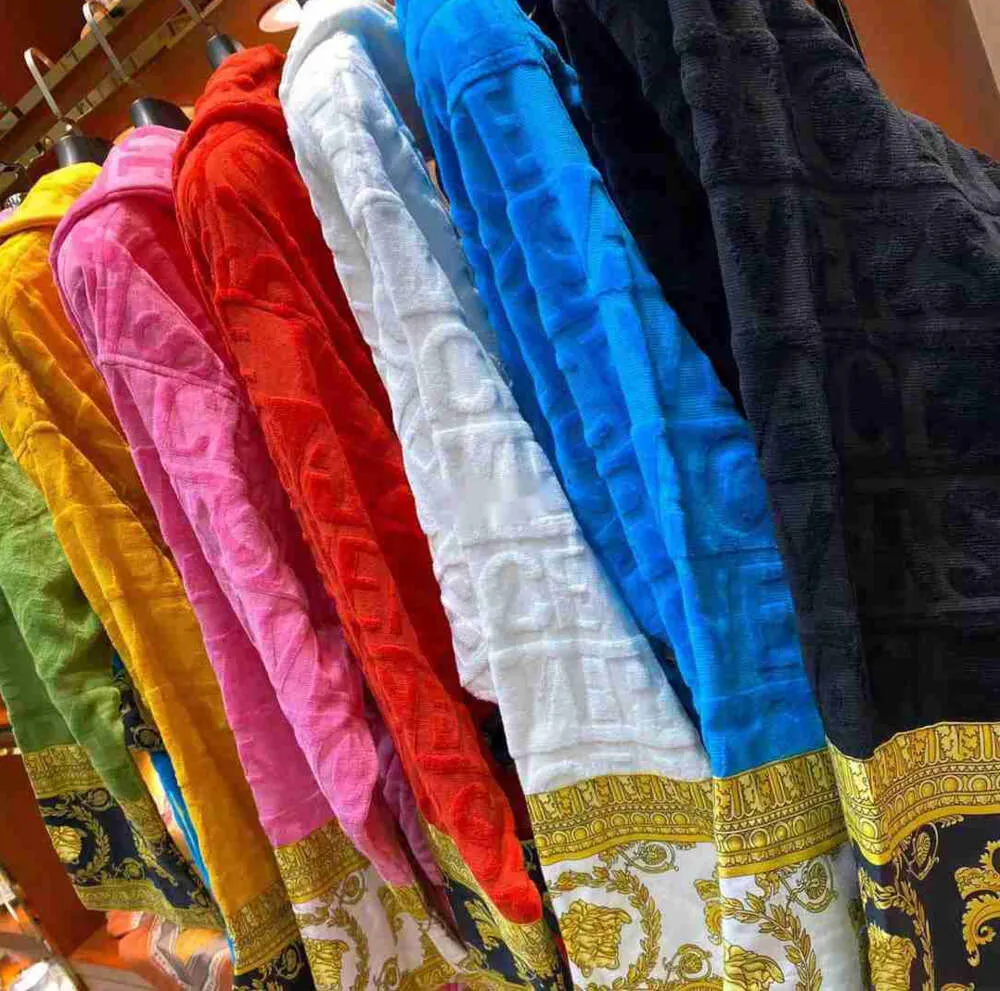 Aksamitne szaty projektanci szlafroki barokowej mody piżamy męskie litera Barocco rękawy szal kołnierz kieszonkowy 100% bawełna 26ess versa 22