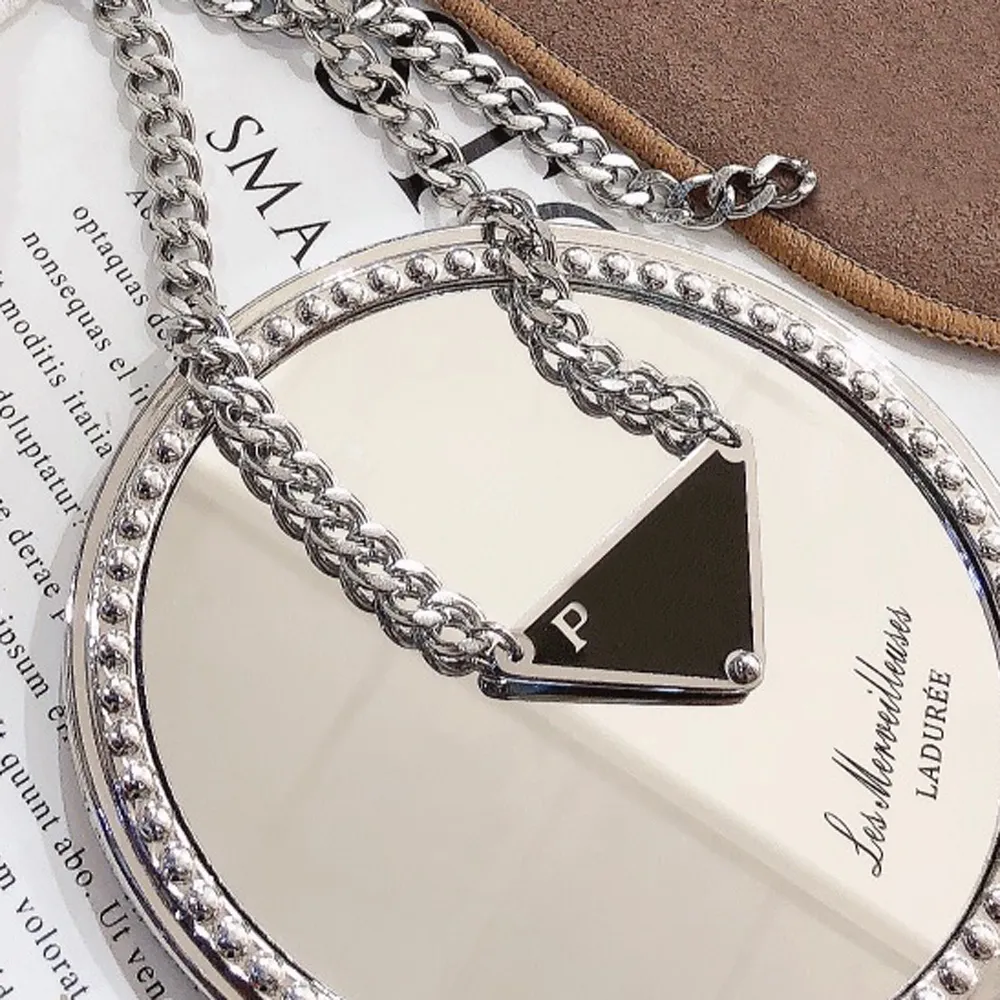High Quality Designer Necklaces Heart Triangle Pendant Brand Letter Men Womens 18K Gold Silver Stainless Steel Choker Chain Crystal Necklace Wedding Jewelry Gift