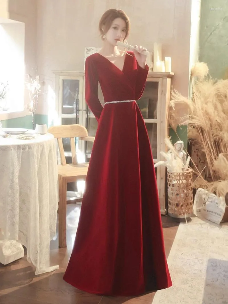 Roupas étnicas Elegante Moda V-Pescoço Cor Sólida Manga Longa Vestidos Vinho Vermelho A-Line Saia Verão Mulheres 2023