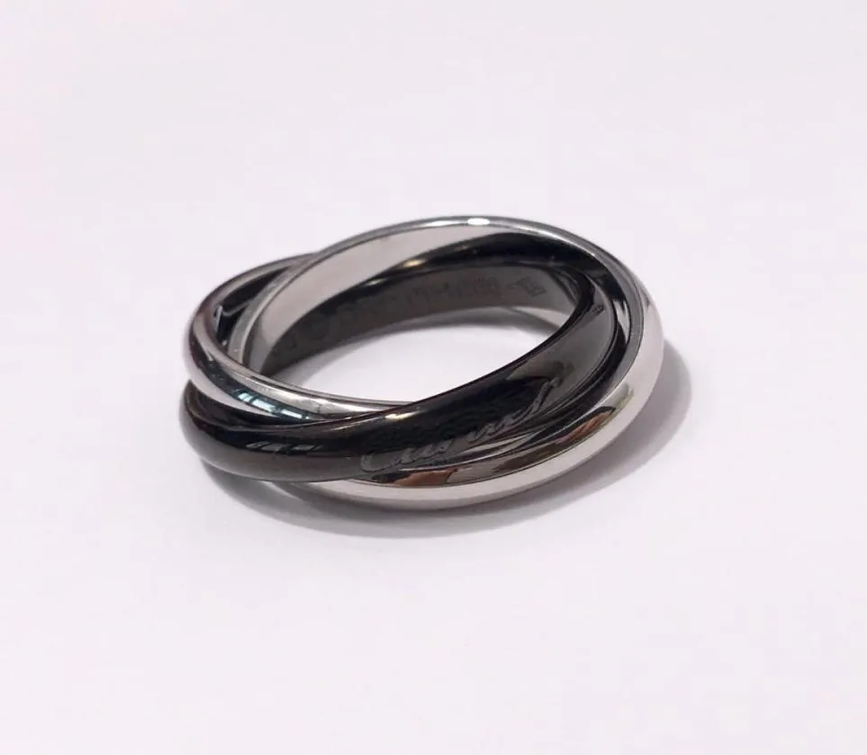 Ring de la serie Trinity Hecha de Titanium Steel Tricolor Band Vintage Jewelry Reproductions Oficial Retro Advnced Exquisite Gift ADITA4644583