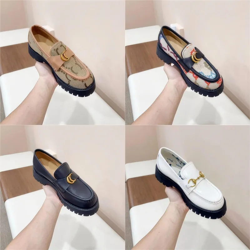 Designer Casual Shoes, Loafers Thick Soled Shoes Luxurious Shoemakers Patent Leather Svampskor Professionella skor Läderskor Bankettkvinnor märkesskor