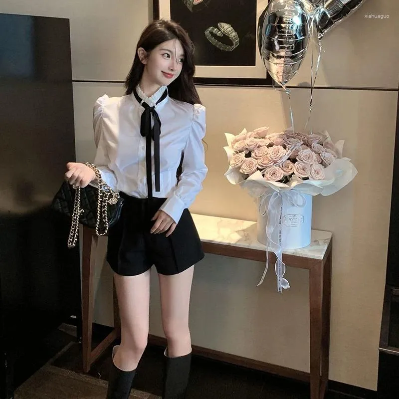 Blusas femininas Camisas Brancas Mulheres JK Preppy Tie Puff Manga Longa Estudante Lolita Office Lady Coreano Ruffles Slim All Match Crop Tops