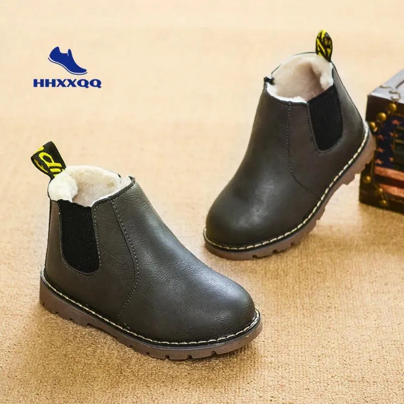 Chaussures Limited Hiver Rain Boots Boots Boths Big Boy Children's Chaussures Boots Bottes courtes Angleterre Chaussures en cuir Filles Bot New Botas
