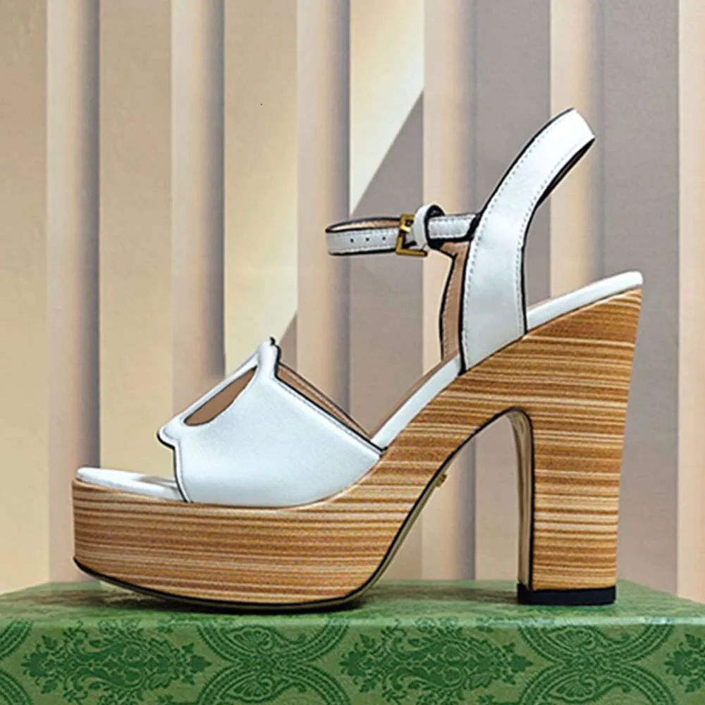 Platform Sandals Designer Women High Heel Wooden Heel 12cm Fashion Hollowed Leather Sandal Adjustable Summer Beach Wedding Party Shoes With Box 507