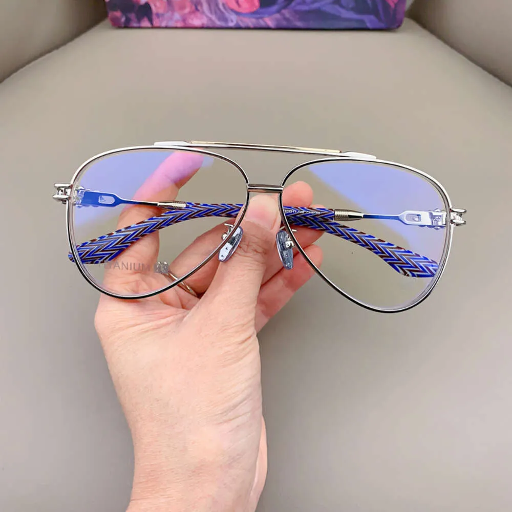 Designer Ch okulary krzyżowe Chromy Marka okulary przeciwsłoneczne Okulaj Duża krótkowzroczność twarz Pure Titanium Mirror Stope Flat Heart Luksusowe wysokiej jakości ramki 2024 ZI8W