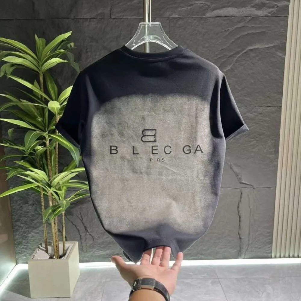 Mode décontracté pour hommes Balencigas classique 23 Automne Nouveau Dégradé Lettre Imprimé Manches Courtes Lâche Hommes et Femmes À La Mode Col Rond Minceur Couple T-shirt T