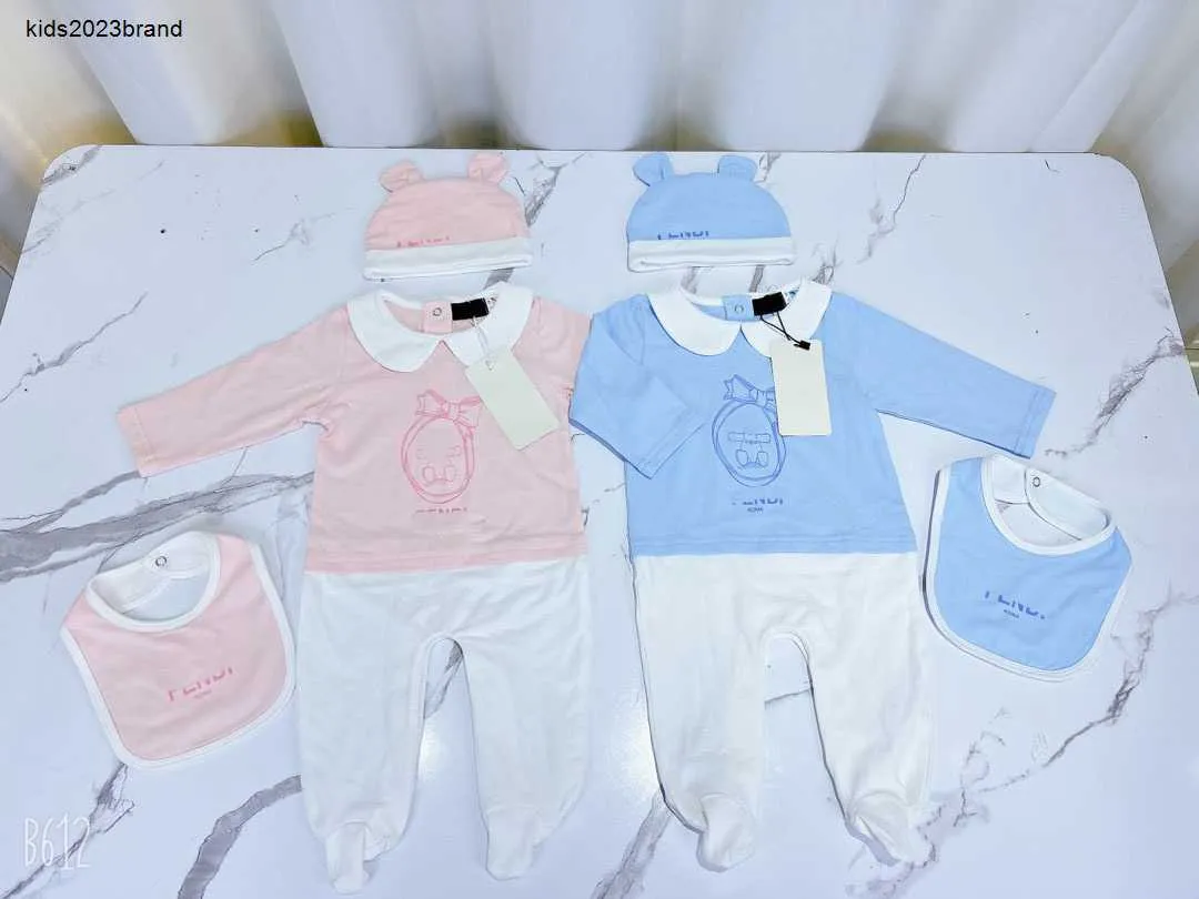 Nieuwe kinder jumpsuits designer baby bodysuit Maat 0-18 driedelige hoge kwaliteit geboren baby onesie Cartoon hoed en sjaal Dec20