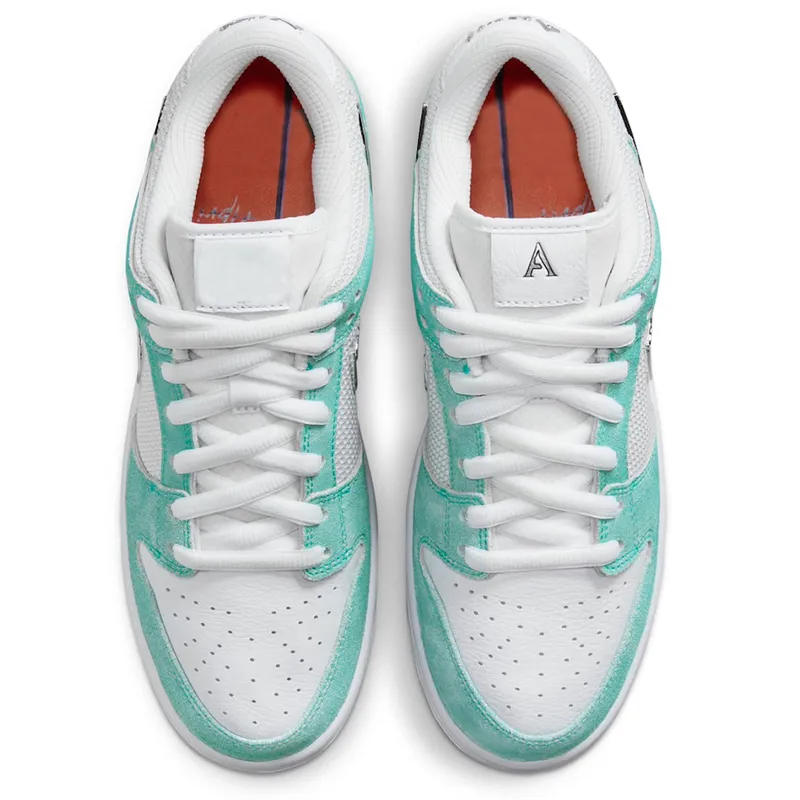 Low Top Turbo Green Running Sneakers In Leather And Mesh For