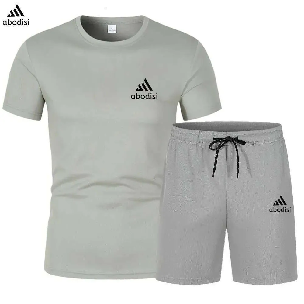 Men Designer Tracksuit Summer Hot T Shirt Shorts Men S Sports Zestaw marki Druku