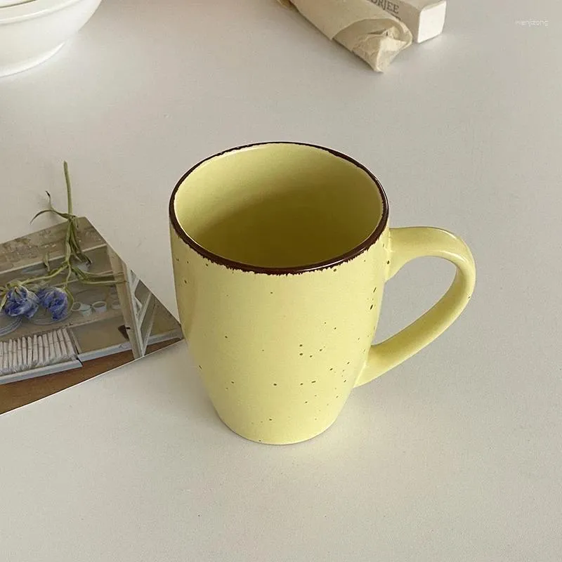 Muggar espresso presenthandtag personlig idé kaffemjölk flaska te söt keramisk rese estetisk taza de ceramica drinkware