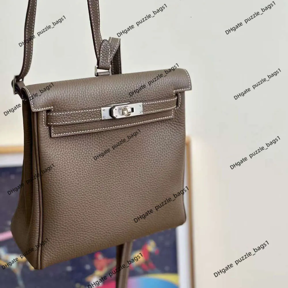 Moda marca saco designer bolsa mochila cabeça camada saco de couro duplo ombro hardware de aço high-end sentimento simples e elegante mochila feminina