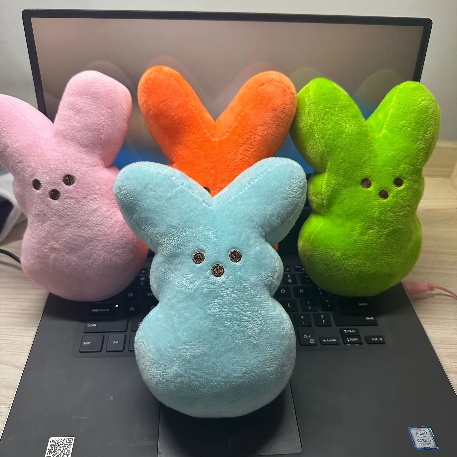 New 20cm PEEPS Easter Bunny Plush Toy for Male and Female Students Throwing Gifts