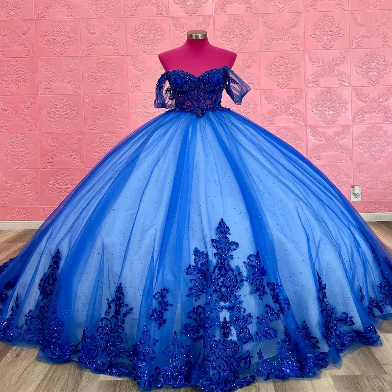 Blue Quinceanera Dress с плеча мексиканская вечеринка сладкое 16 -бальное платье кружев