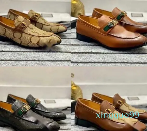 Top Designer Loafers Heren Kleding schoenen 100% koeienhuid Klassieke Muilezels Platte Heren gesp lederen Heren Casual Schoen