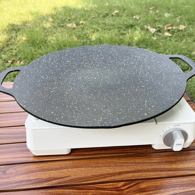 Pans Baking Tray Round Oil Frying Pan Non-stick Barbecue With Food Clip Anti Scald Handle For Outdoor Camping BBQ Tool