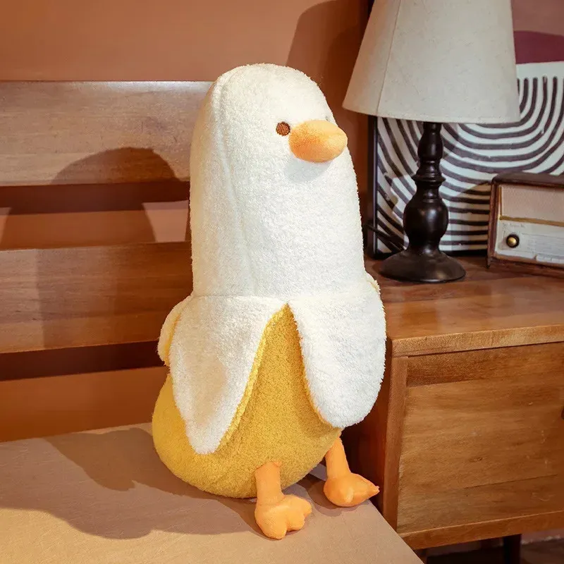 Cartoon Duck fyllda plyschdjur Creative Banana Doll rolig soffa kudde sovrumskudde gåva till vänner kawaii rum dekor 231229