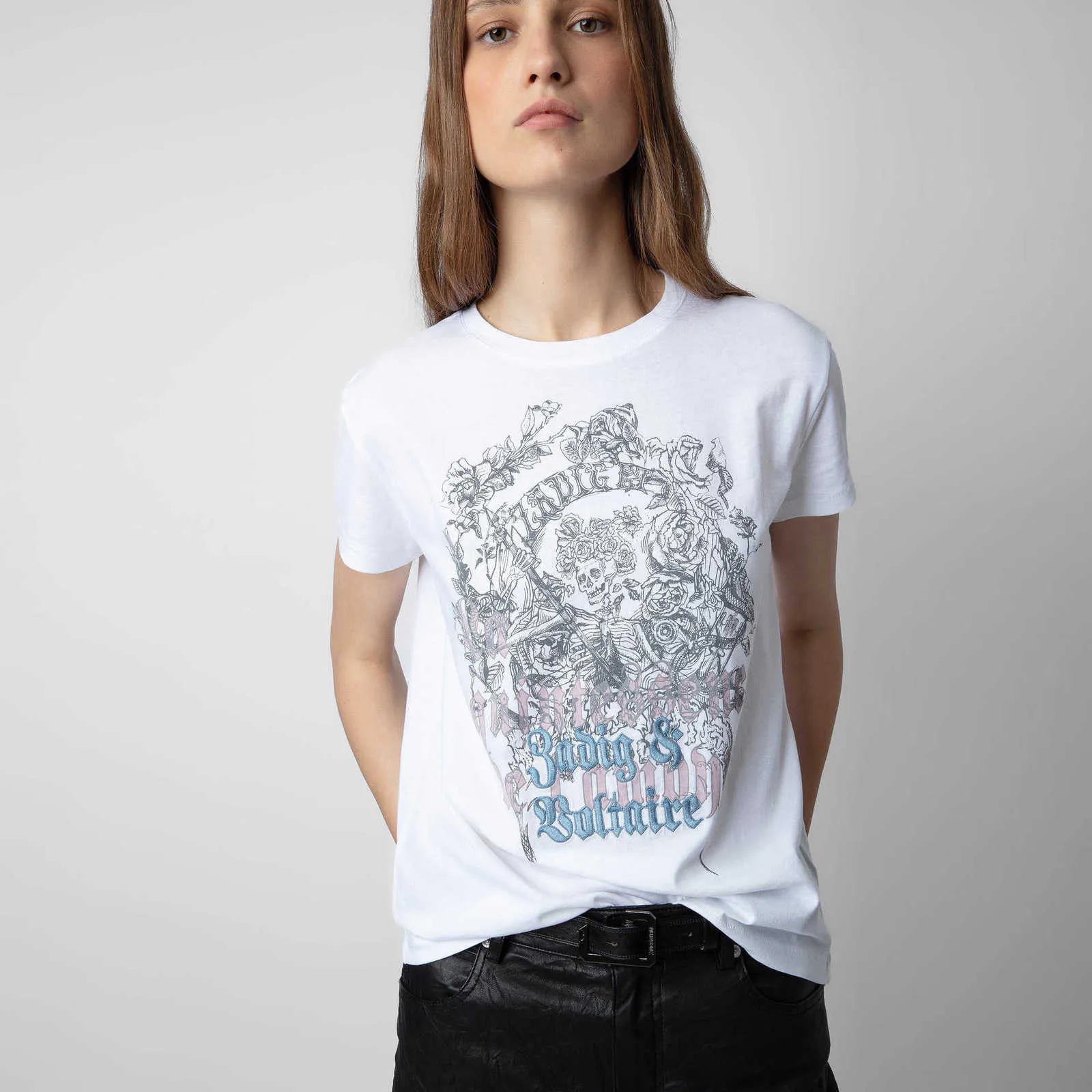 24 Inizio primavera Nuova nicchia francese Zadig Voltaire2024 T-shirt a maniche corte da donna con stampa classica con teschio e ricamo inglese