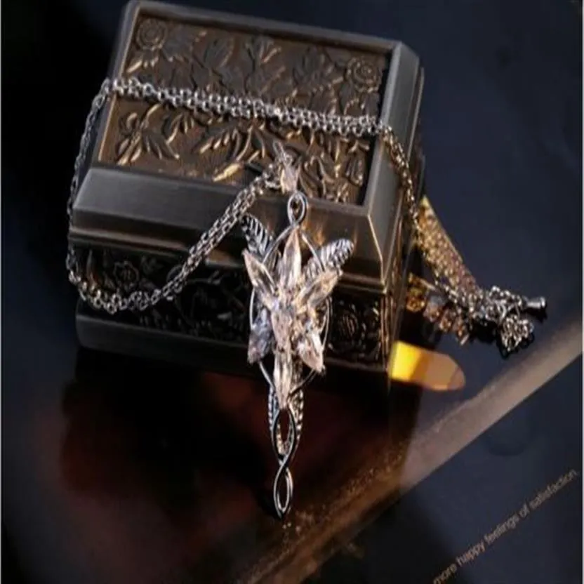 Biżuteria mody Cool the Lotr 18k białe złoto wypełnione Arwen Evenstar White Sapphire CZ Naszyjnik