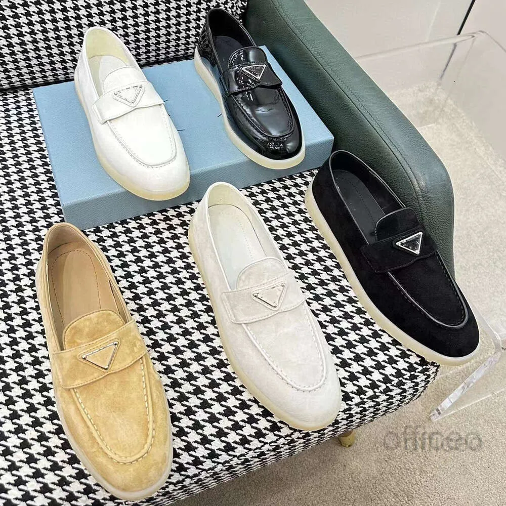 Scarpe eleganti Pantofole di alta qualità di ultima generazione Mocassini da donna in pelle di cashmere Fondo elastico in tendine di manzo casual Tacco piatto Suola morbida Lavoro estivo Scarpa da ufficio