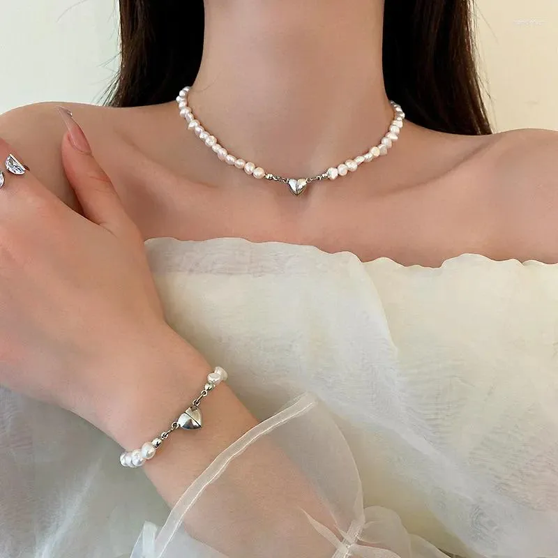 Колье, модное ожерелье с жемчужной цепочкой, магнитное кулон в форме сердца для женщин и девочек, 2024, ювелирные изделия, свадебные подарки на помолвку