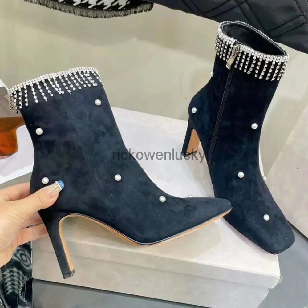 JC Jimmynessity Choo High Quality Shoes Boots Designer Head Luxury Square Fashion Sexy Genuine Leather Pearl Upper Drill Chain Boots Stiletto Heels Sheep Lining Ank