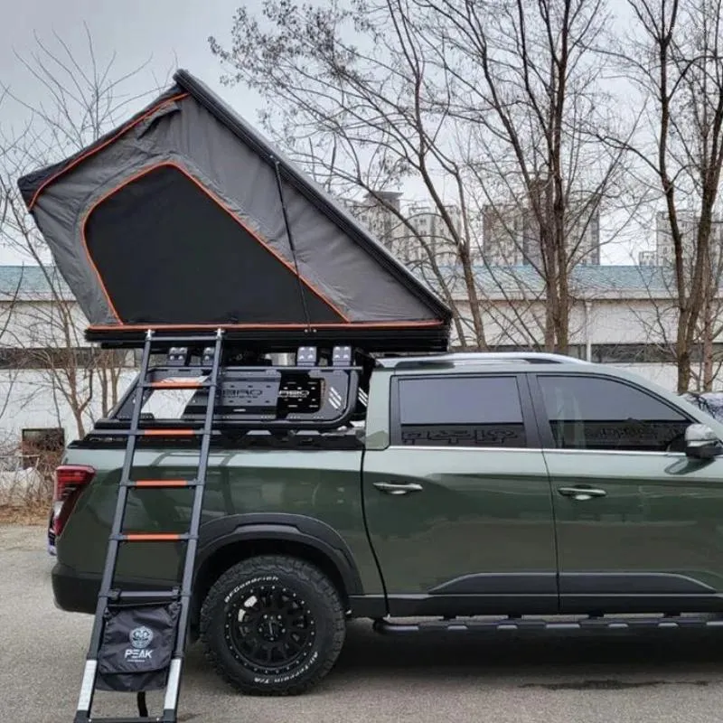テントとシェルタースタイルハードシェルルーフトップテント拡張可能な三角アルミニウム4x4車トラックの屋外キャンプ用