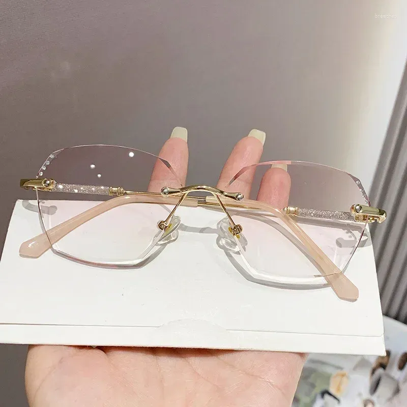 Solglasögon kvinnors ramlösa läsglasögon gradvis rosa klippkant presbyopia anti blått för kvinnor