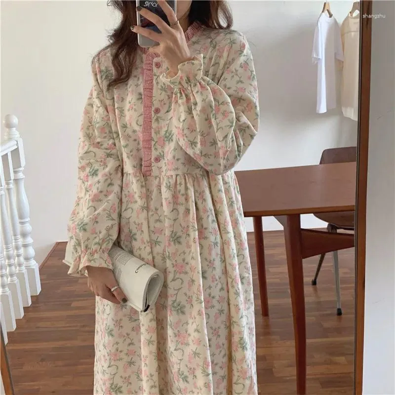 Kadın pijama 2024 Prenses Elbise Vintage Çiçek Fırfır Uykulu Sleepshirt Ins Style Ladies Girl's Floral Nightgown Nightdress Home