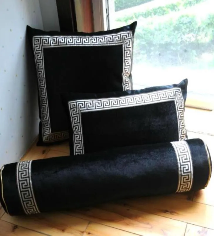 豪華なファッション枕ケースブラックベルベット素材とライトゴールド幾何学刺繍パターンヨーロッパスタイルの枕カバーCushion Cov2305570