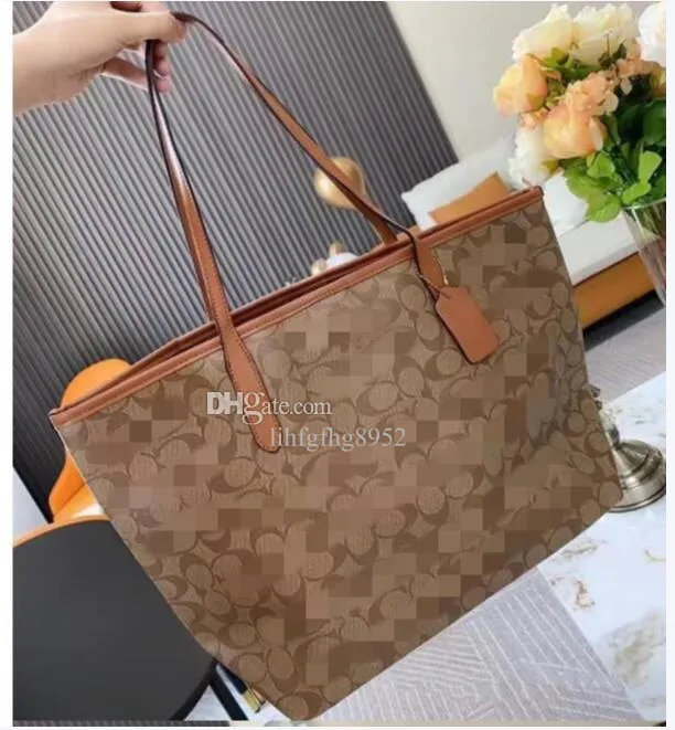 City Tote The Tote Bag Luxury Handtassen Schoudertassen Cross Body Bloem Letters Grote capaciteit Damesmode Takken Multifunctionele boodschappentas Klassiek 67