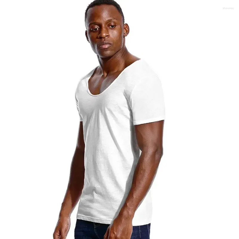 Herenpakken A3372 Diepe V-hals Slim Fit T-shirt met korte mouwen voor mannen Laag uitgesneden Stretch Vee Top Tees Mode Mannelijke T-shirt Onzichtbaar Casual