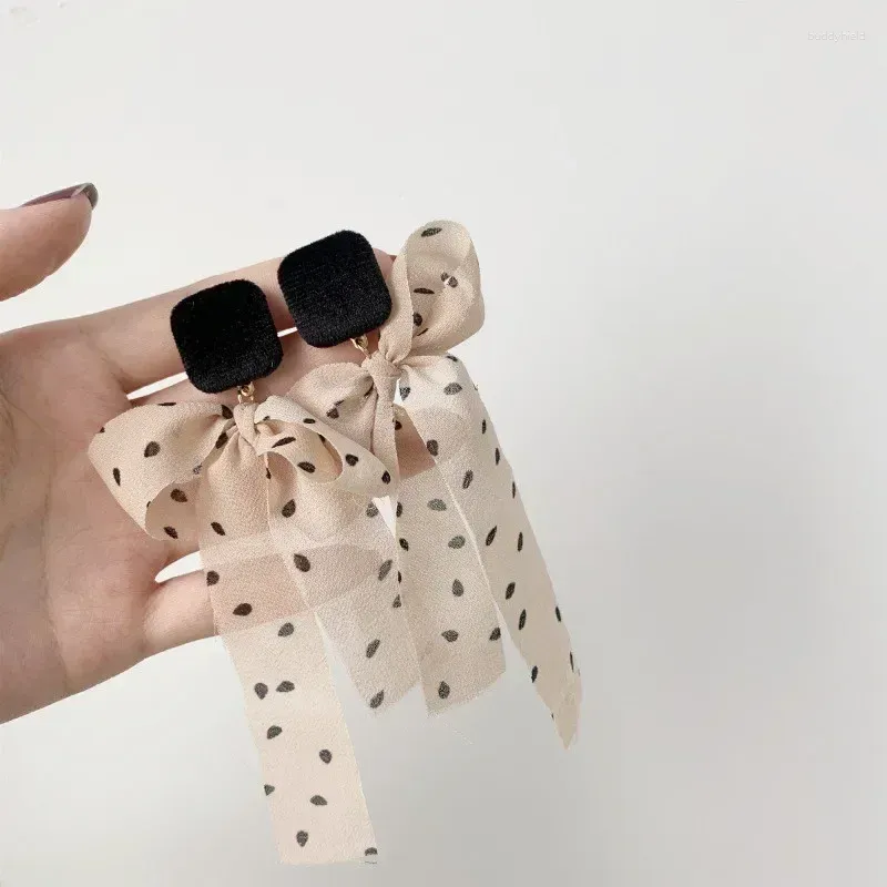 Dangle Küpeler Şerit Polka Dot Trail Kore Moda Bayanlar Kolye Yahudi Aksesuarları Kadınlar Elelgant Hediyeler