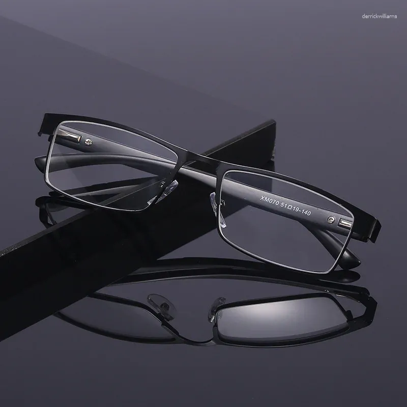 Solglasögon Fashion Classic Business Reading Glasses for Men Metal Reader Eyewear Ultra Light Harts Presbyopia 1.0- 4.0