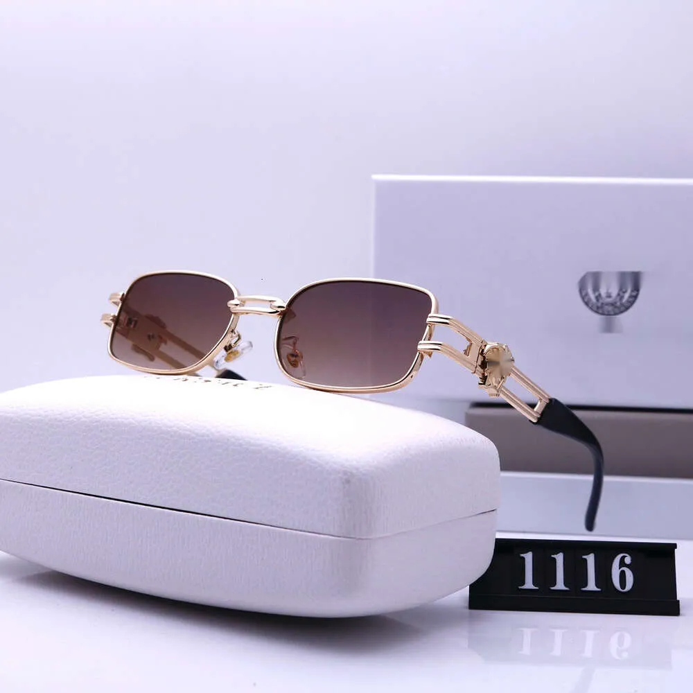 Gafas de sol para mujer Diseñador Nueva moda Estilo Instagram Caja pequeña de metal Visera para mujer 6 colores disponibles Gafas de sol para hombre