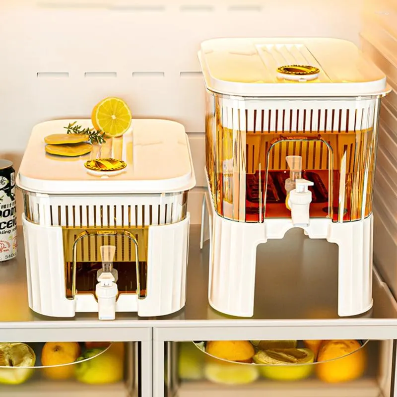 Vattenflaskor 5L Kall vattenkokare avtagbar bas bärbar juice kanna med kran dispenser för fester och daglig användning
