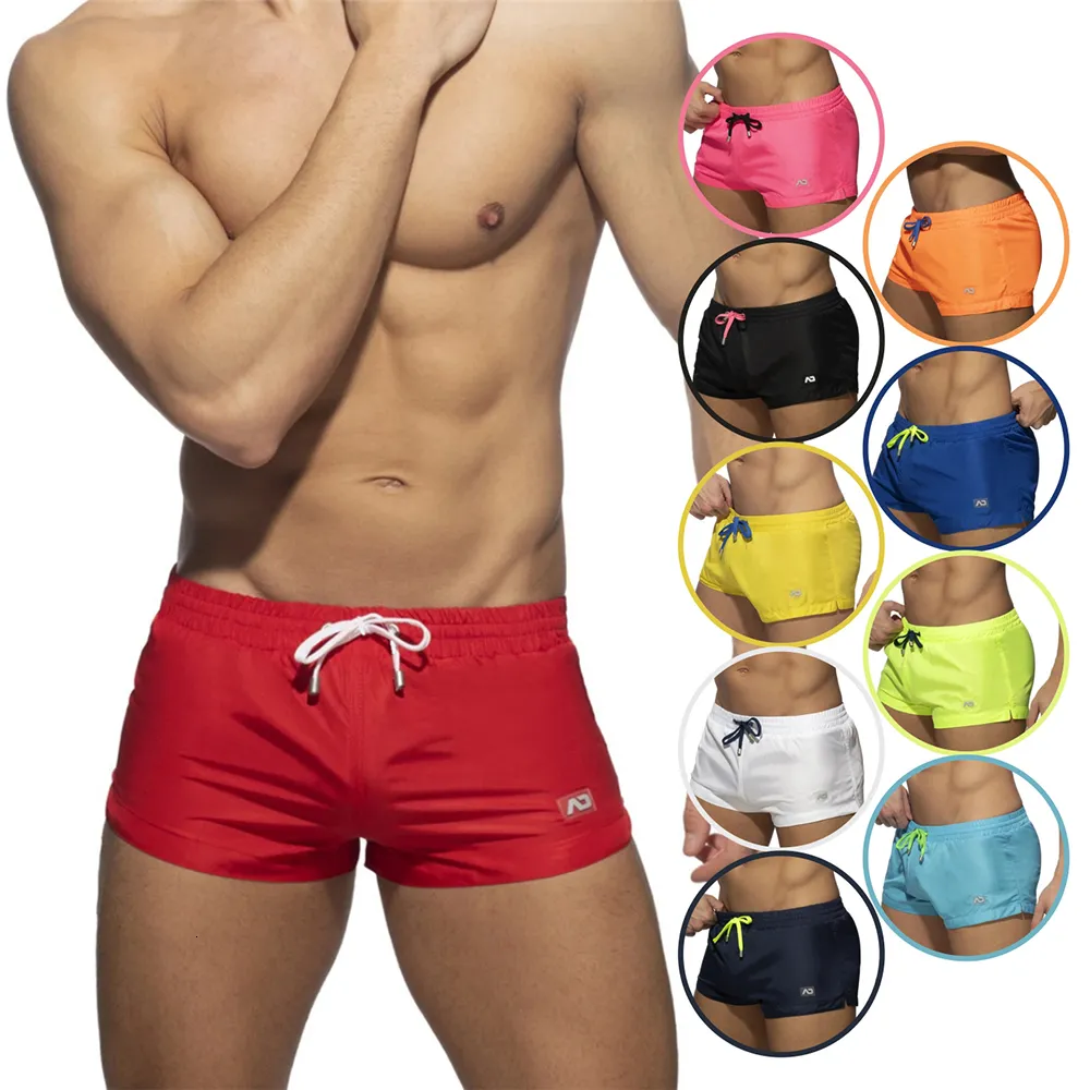 Chapeaux de bain masculins pour hommes nageurs de natation Couleur solide classique à trois points séchage rapide à basse taille sexy de surf de plage sportive 230630