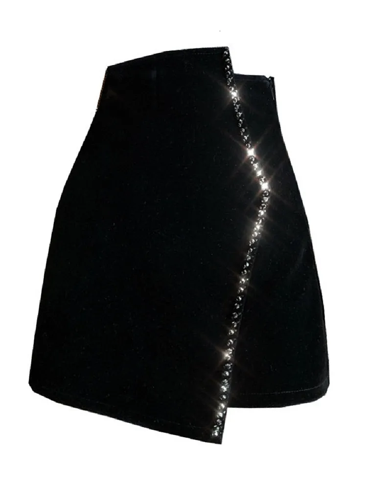 İki Parça Elbise Ins CHIC Avrupa Fransız Düzensiz Kadife El Boncuk Kadın Kadife Mini Etek Yüksek Bel Bodycon Bayan Alt Siyah Kış 230630