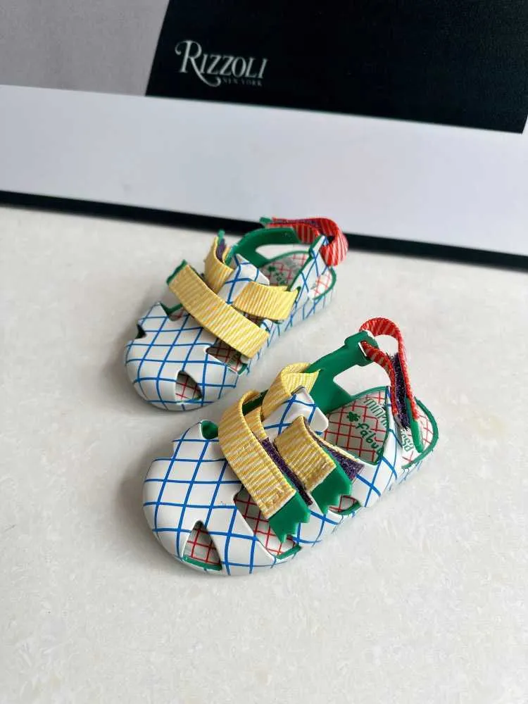 New Arrival 2023 Mini Melissa Children Sandals Hot Sale Kids Beach Toddler Shoes For Big Girls And Boys Fashionable Jelly Toddler Shoes HMI083 From Meck 20.69 DHgate.Com