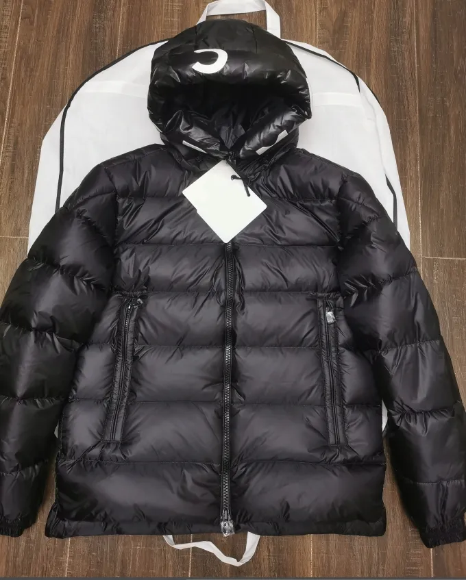 Зимний дизайнерский дизайнер Mens Down Jacket Parkas с буквами модные ветропроницаемые теплые твердые куртки.